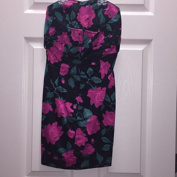 Forever 21 Strapless Flower Dress Small - Picture 4 of 6